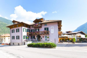  Alp Hotel Dolomiti  Димаро